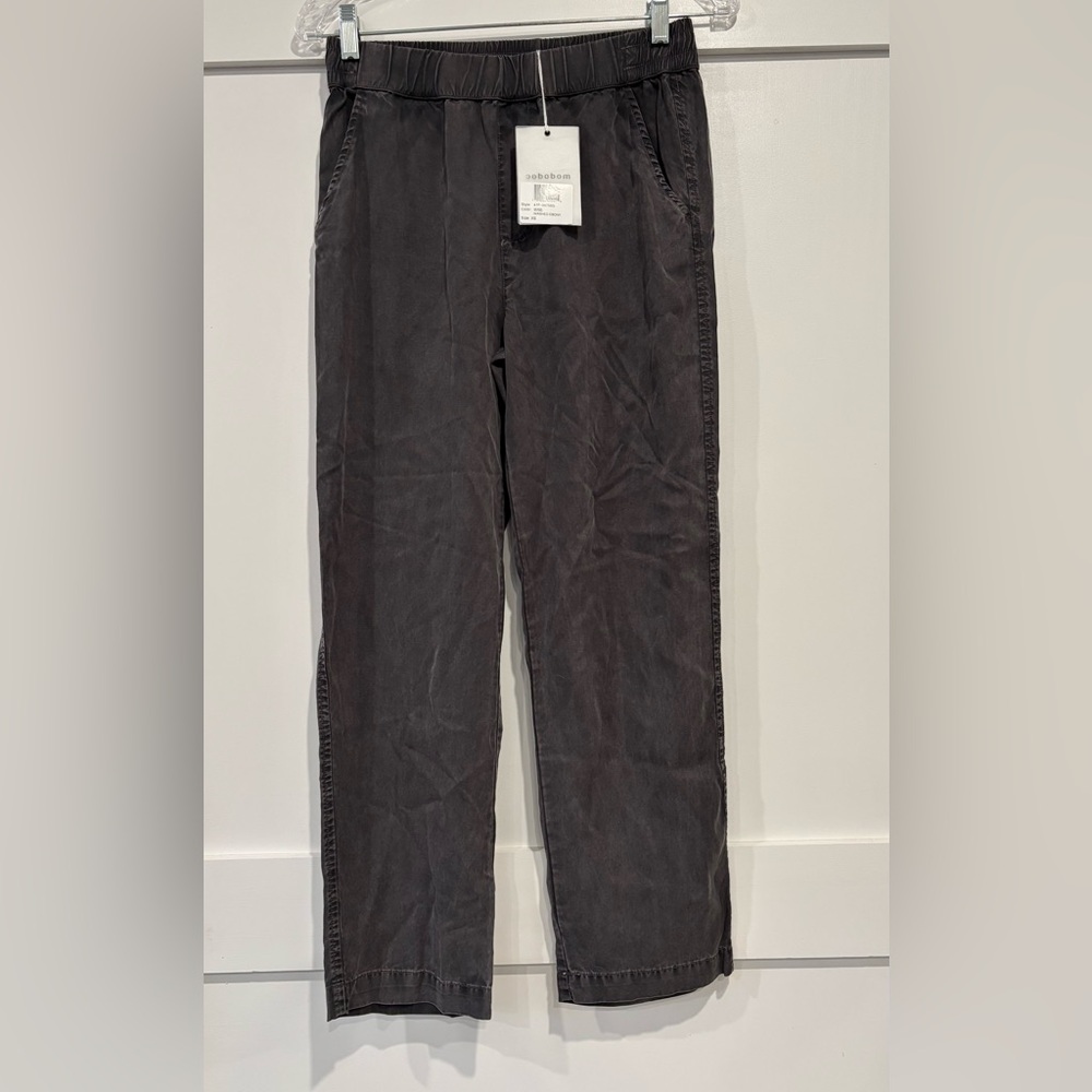 ModoDoc Cropped Lightweight Pants NWT XS